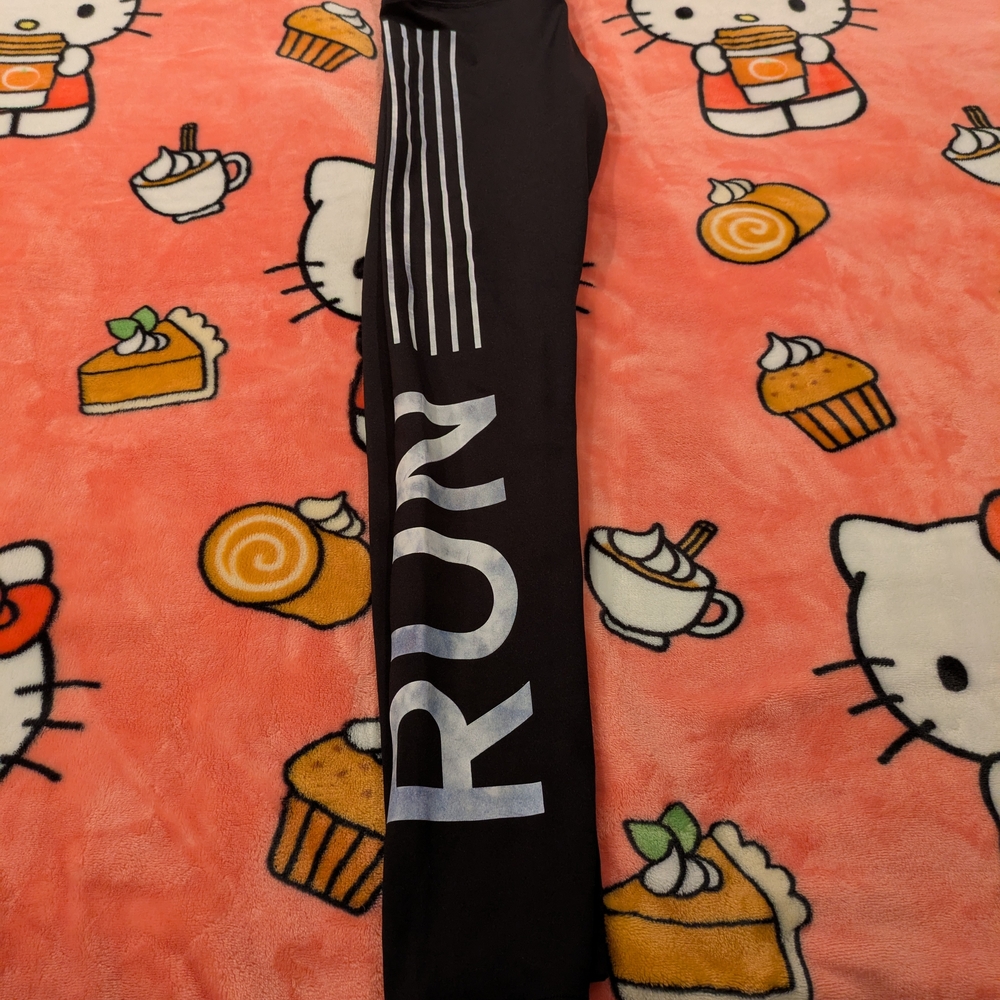 Forever 21 Black "Run" Activewear Leggings